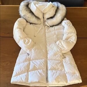Laundry By Shelli Segal White Puffer Coat with Fur Trim